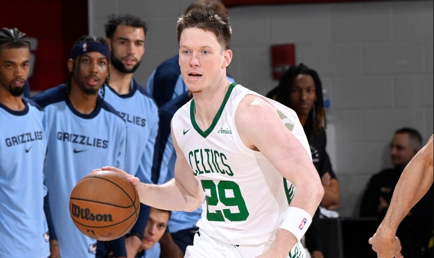 Українці за кордоном: Макс Шульга дебютував в НБА